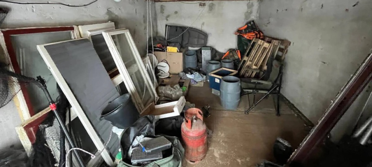 Гараж, в котором брестчанин выращивал коноплю