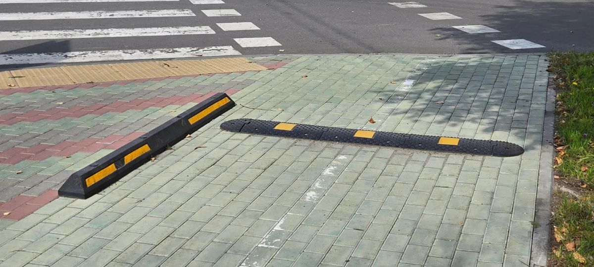 Лежачие полицейские на велодорожках в Могилеве